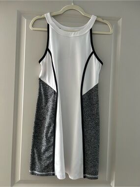 Athleta Racerback Athletic Dress White Gray Colorblock Women’s Small